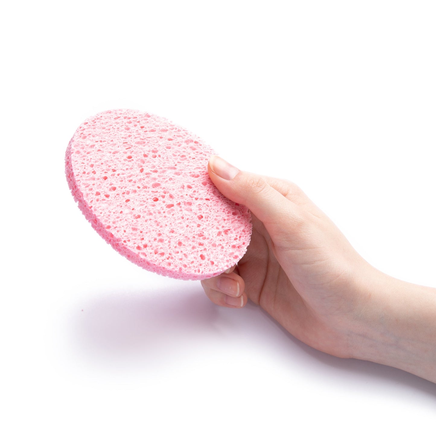 Esponja comprimida para limpieza de cutis.